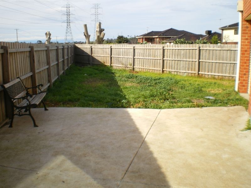 3/104 Tunaley Parade, Reservoir VIC 3073