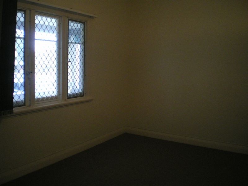7 Lane Crescent, Reservoir VIC 3073