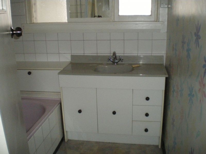 6 Clinnick Street, Reservoir VIC 3073