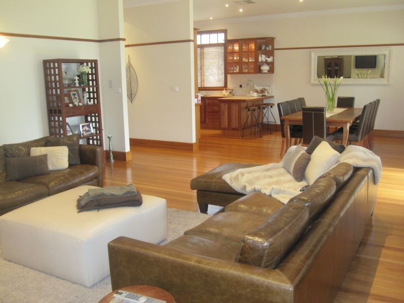 4 McPherson Street, Reservoir VIC 3073