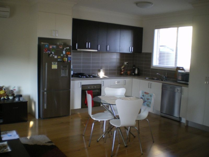 1/43 St Vigeons Road, Reservoir VIC 3073