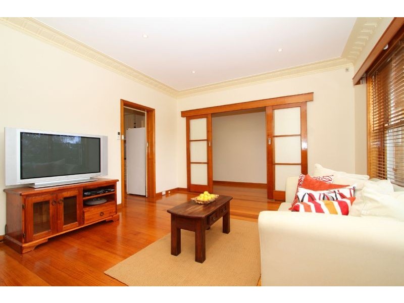 51 Kia Ora Road, Reservoir VIC 3073