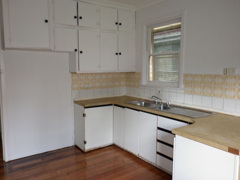 60 Winter Crescent, Reservoir VIC 3073
