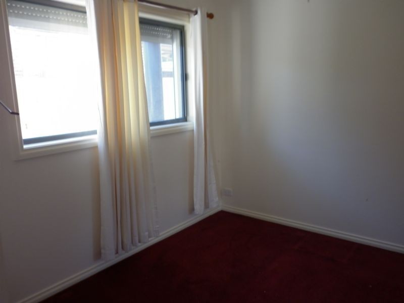 1/10 McComas Street, Reservoir VIC 3073