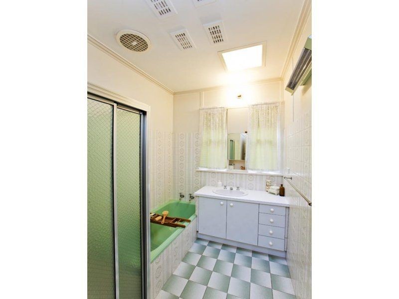31 Monash Street, Reservoir VIC 3073