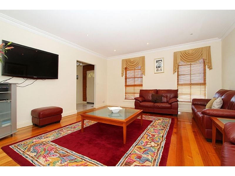131 Darebin Boulevard, Reservoir VIC 3073