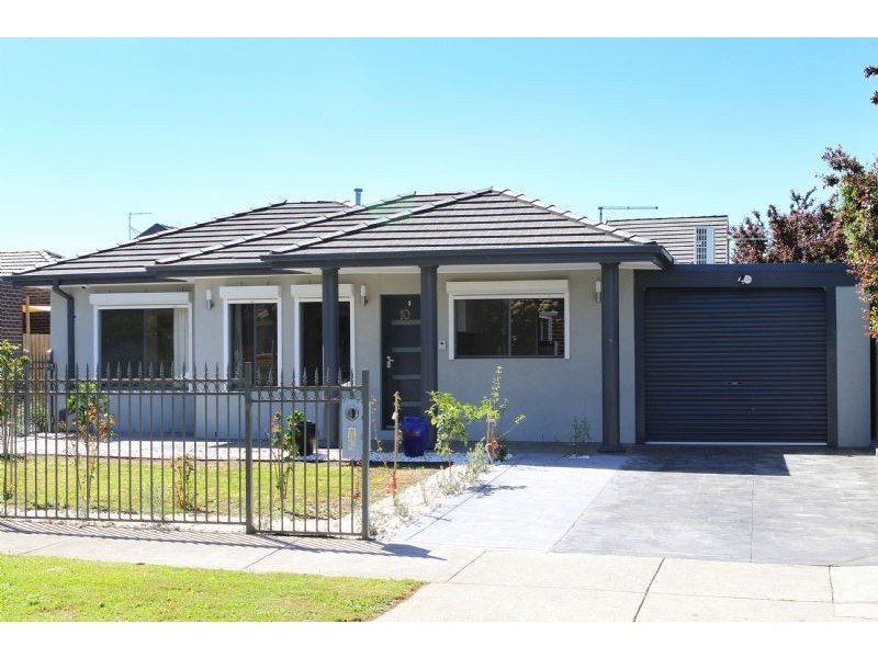 1/10 McComas Street, Reservoir VIC 3073