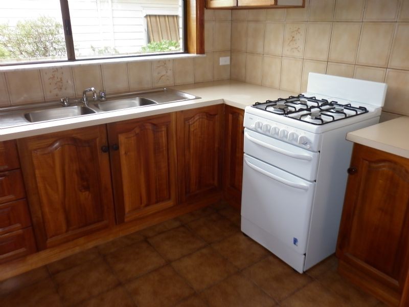 23 Hughes Parade, Reservoir VIC 3073