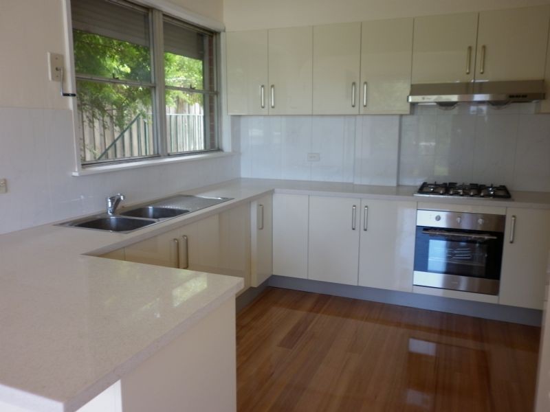 2 Erskine Avenue, Reservoir VIC 3073
