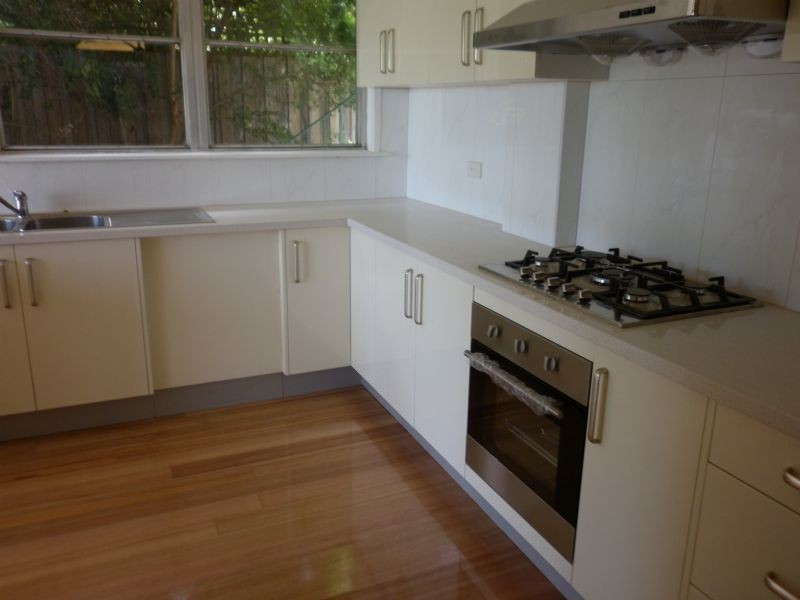 2 Erskine Avenue, Reservoir VIC 3073