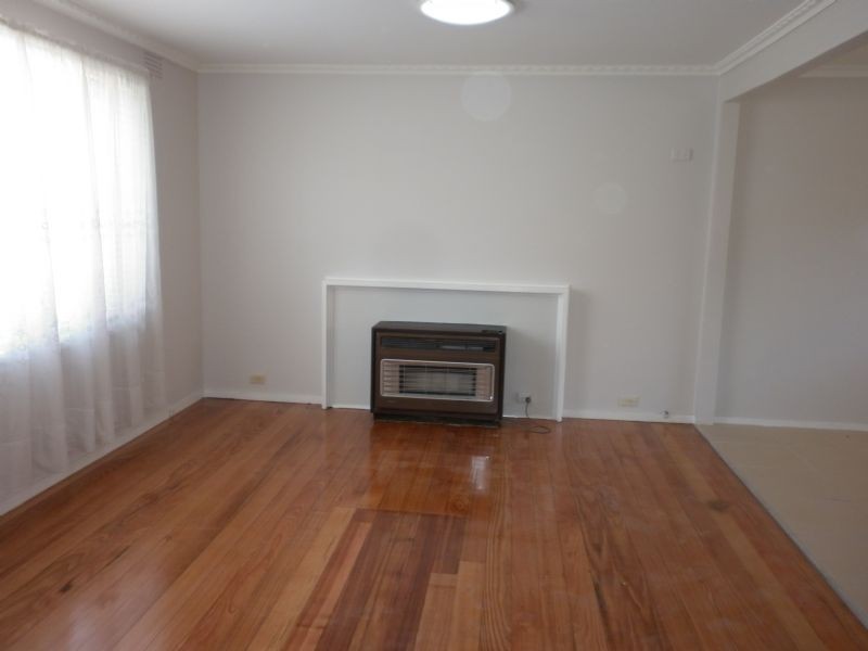 2/9 Daventry Street, Reservoir VIC 3073