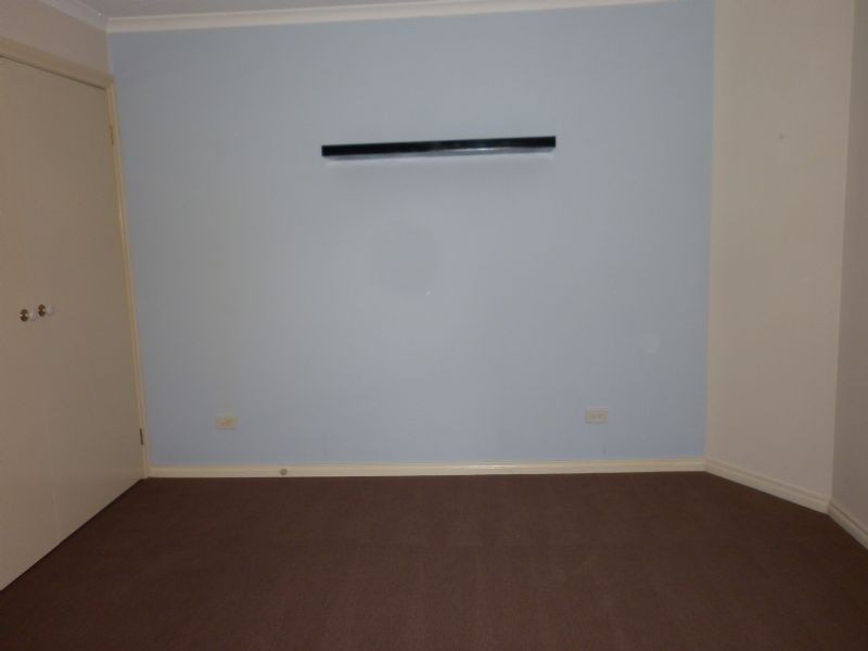 8/35-37 Darebin Boulevard, Reservoir VIC 3073