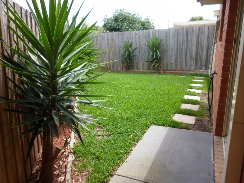 8/35-37 Darebin Boulevard, Reservoir VIC 3073