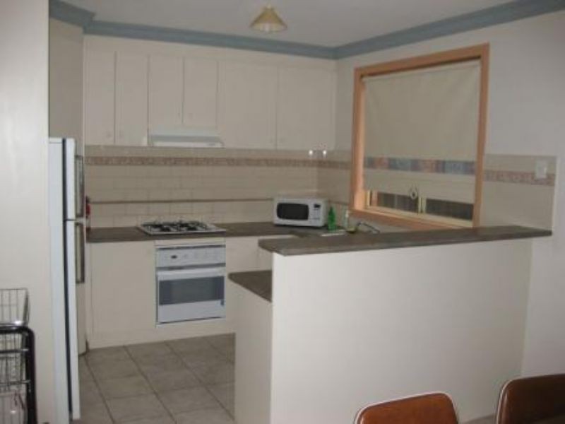 2/1 Asling Street, Preston VIC 3072