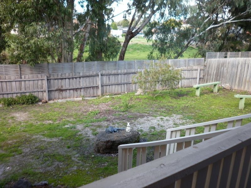 32 Glenn Crescent, Bundoora VIC 3083