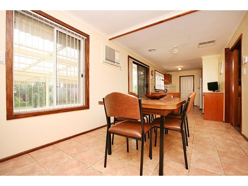 28 Melaleuca Drive, Thomastown VIC 3074
