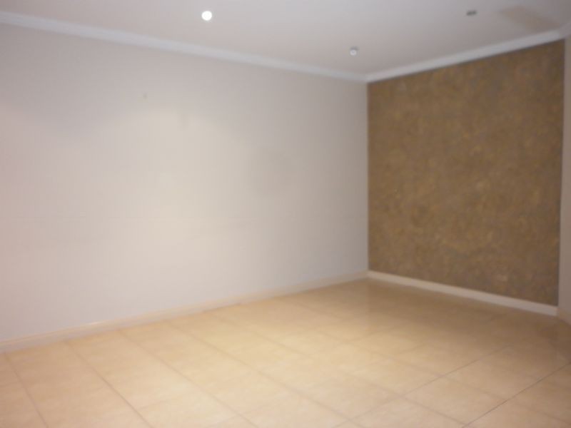 28 Broadway Street, Roxburgh Park VIC 3064