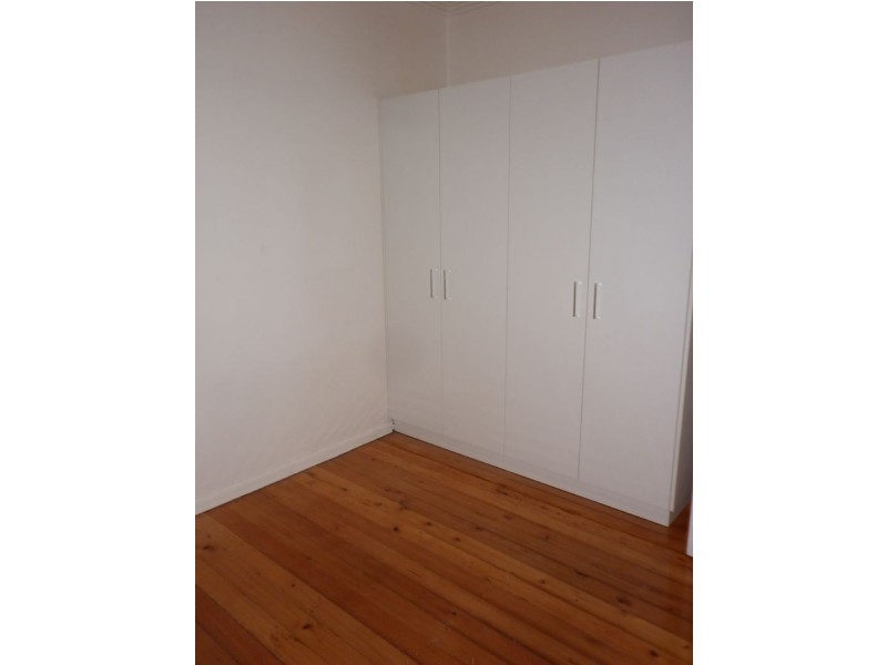 10 Clinnick Street, Reservoir VIC 3073