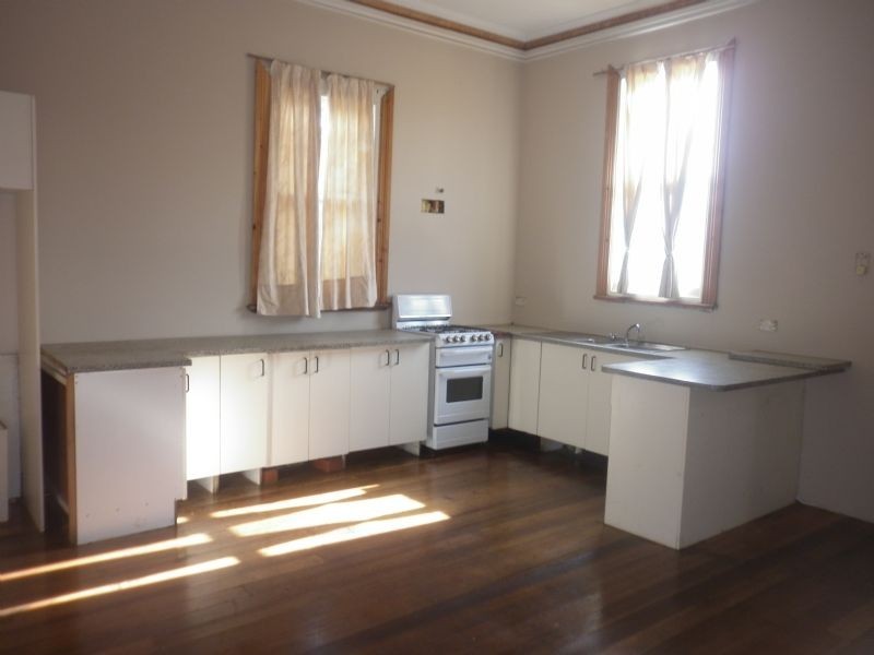 84 Henty Street, Reservoir VIC 3073