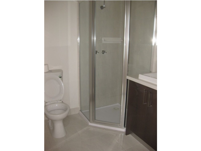 2/167 Spring Street, Reservoir VIC 3073