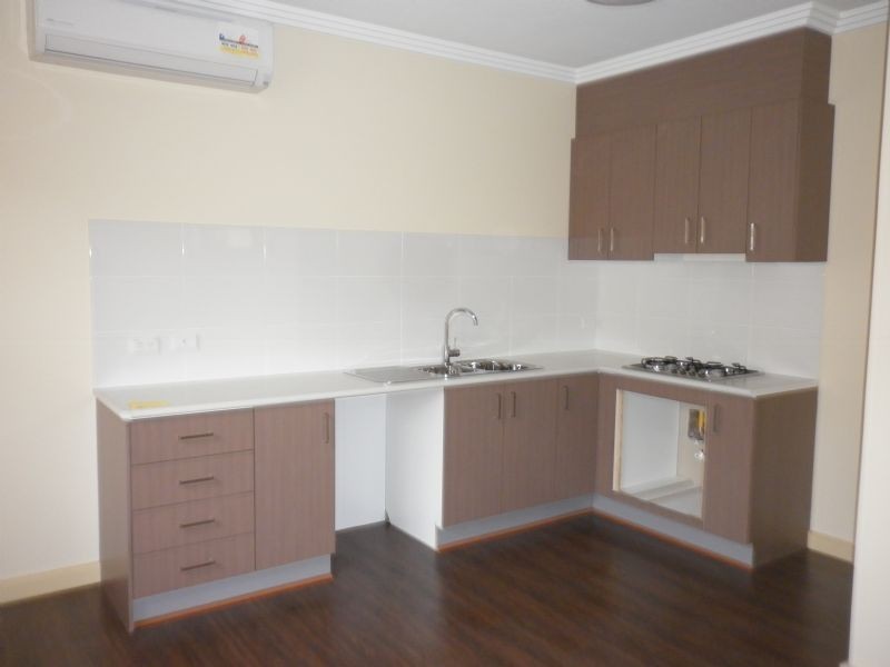 2/16 Crookston Road, Reservoir VIC 3073