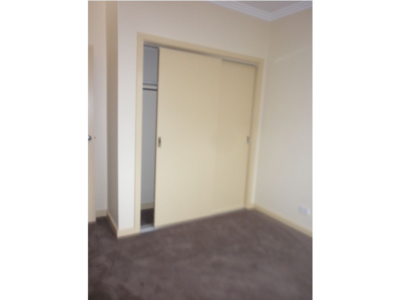 2/16 Crookston Road, Reservoir VIC 3073