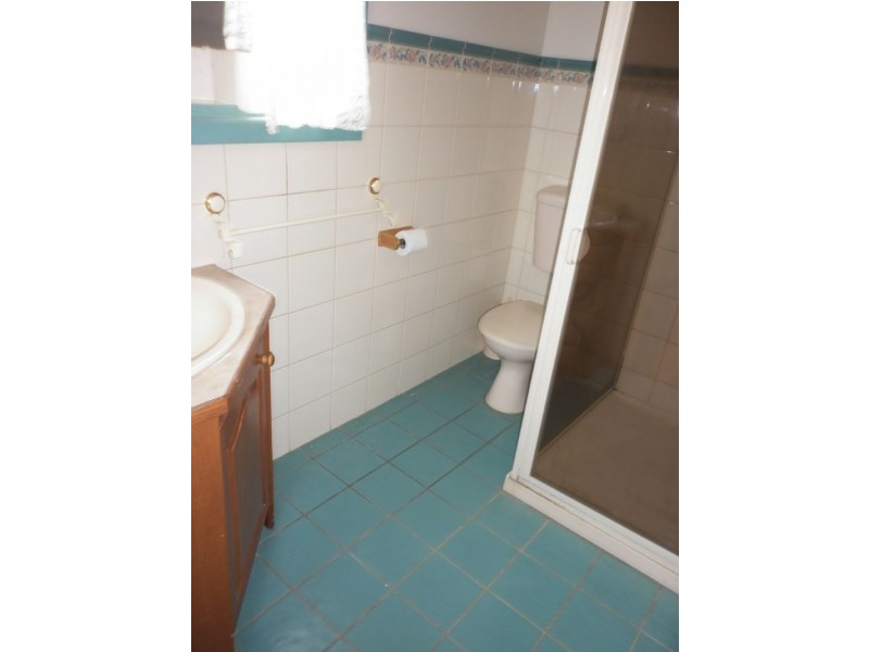 16 Glasgow Avenue, Reservoir VIC 3073