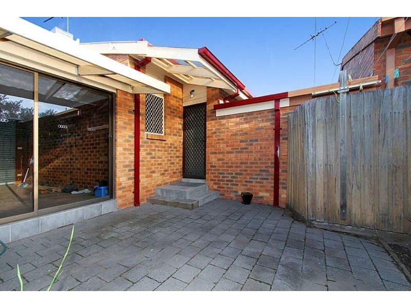 1/1 McDonald Street, Preston VIC 3072
