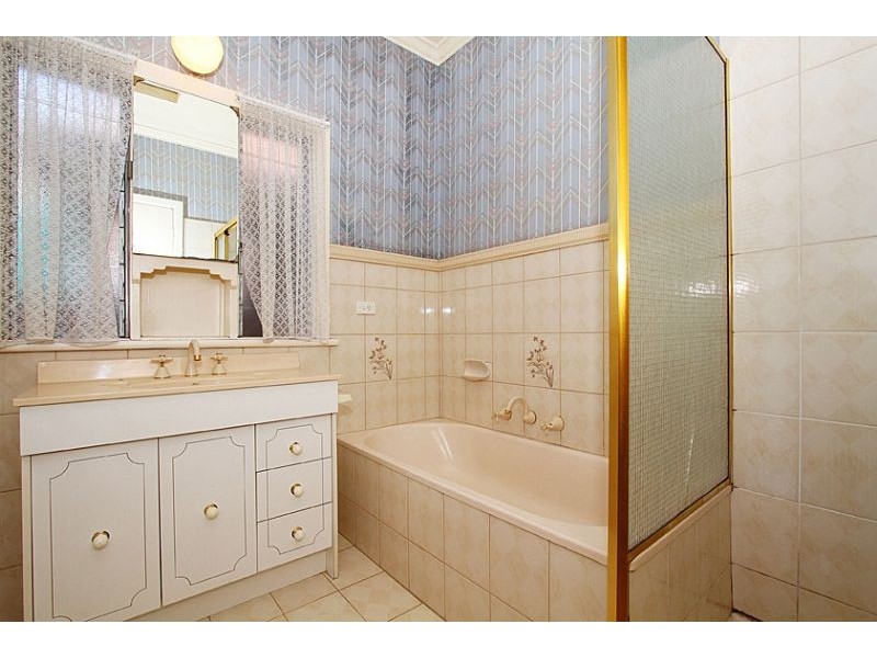 141 Bell Street, Preston VIC 3072