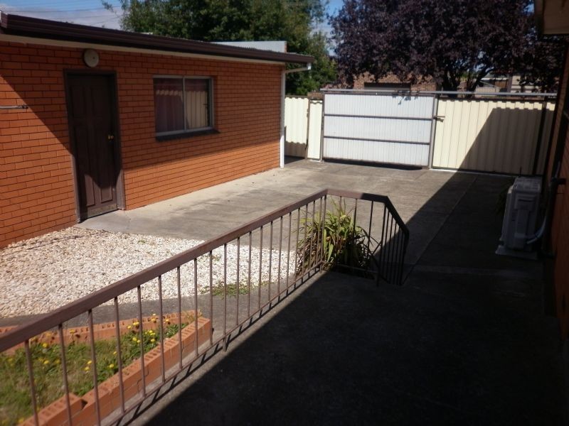 33 Elizabeth Drive, Lalor VIC 3075