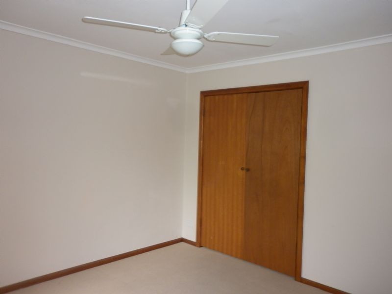 4/60 Henty Street, Reservoir VIC 3073