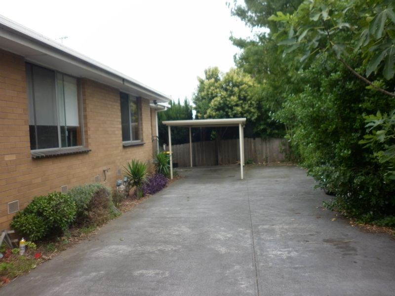 4/60 Henty Street, Reservoir VIC 3073