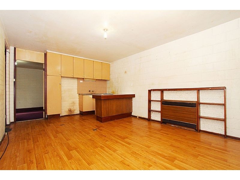 1/194 Purinuan Road, Reservoir VIC 3073