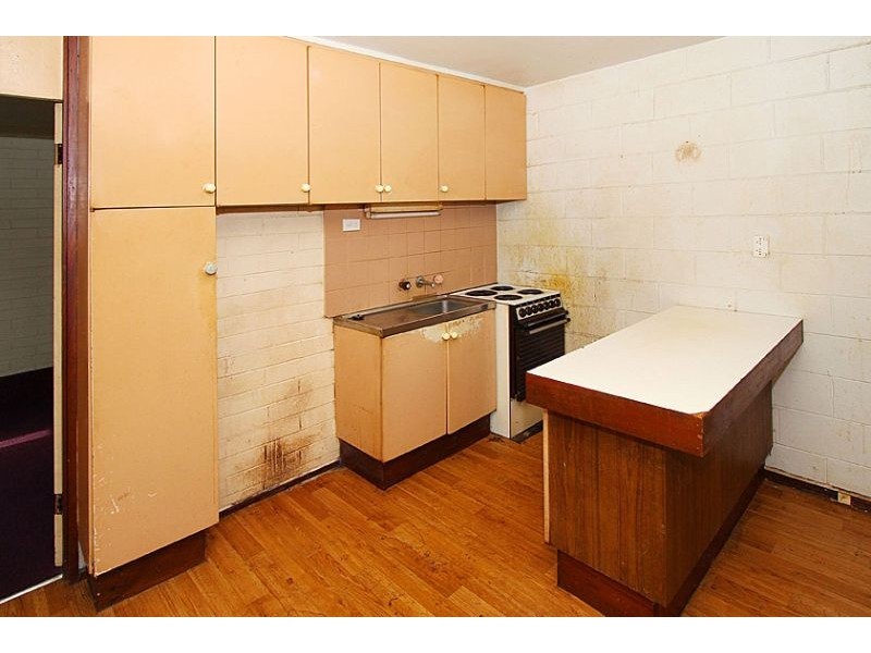 1/194 Purinuan Road, Reservoir VIC 3073