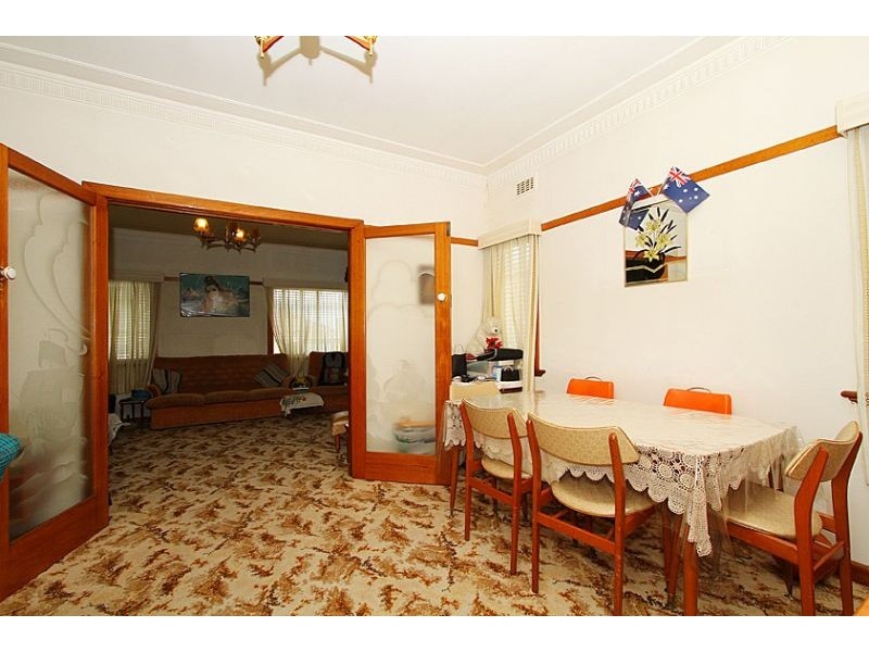 58 Locksley Avenue, Reservoir VIC 3073