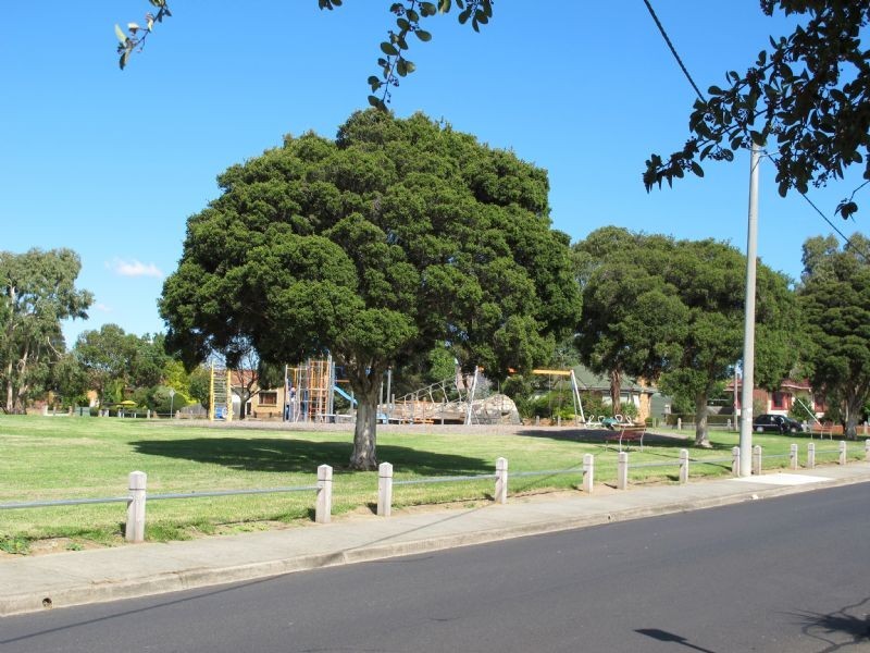 25 Madeline Street, Preston VIC 3072