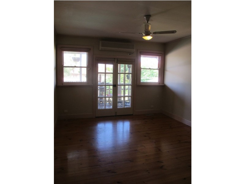 7 Xavier Grove, Reservoir VIC 3073