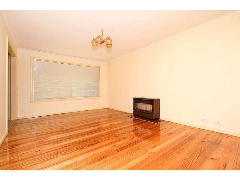 28 Valerie Street, Lalor VIC 3075