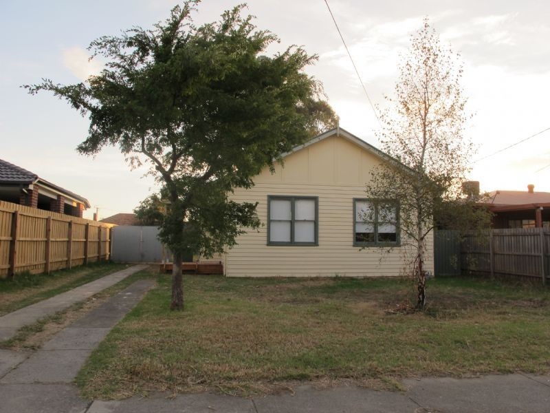 19 Goulburn Avenue, Reservoir VIC 3073