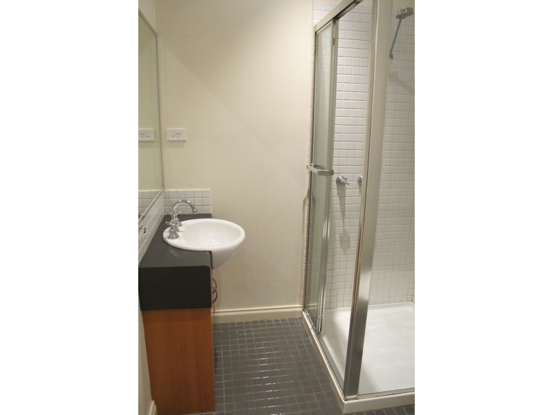 10/62-64 Rennie Street, Thornbury VIC 3071