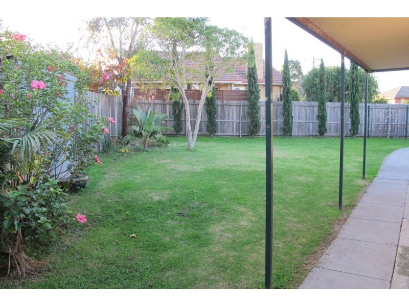 12 North Road, Reservoir VIC 3073