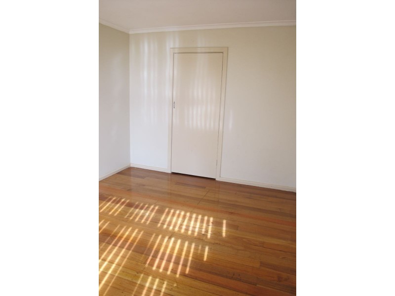 10/71 Pine Street, Reservoir VIC 3073