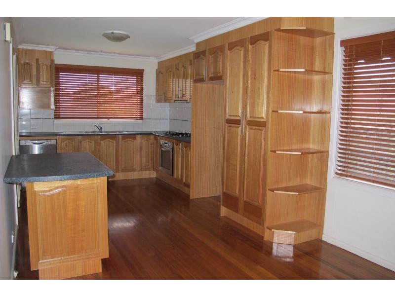 76 Darebin Boulevard, Reservoir VIC 3073