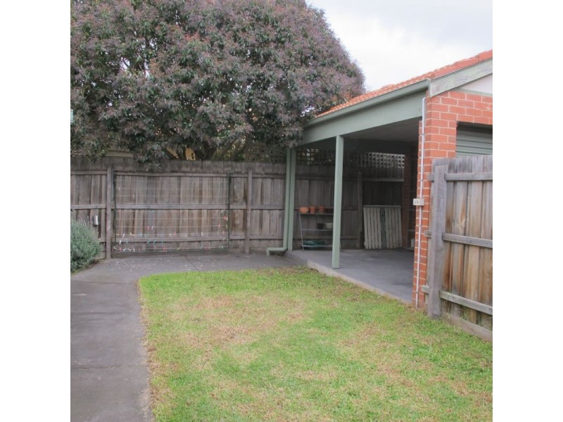 1/1 Bernard Street, Reservoir VIC 3073