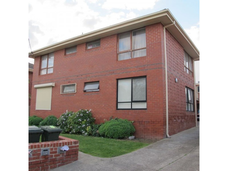8/72 Kingwilliam Street, Reservoir VIC 3073