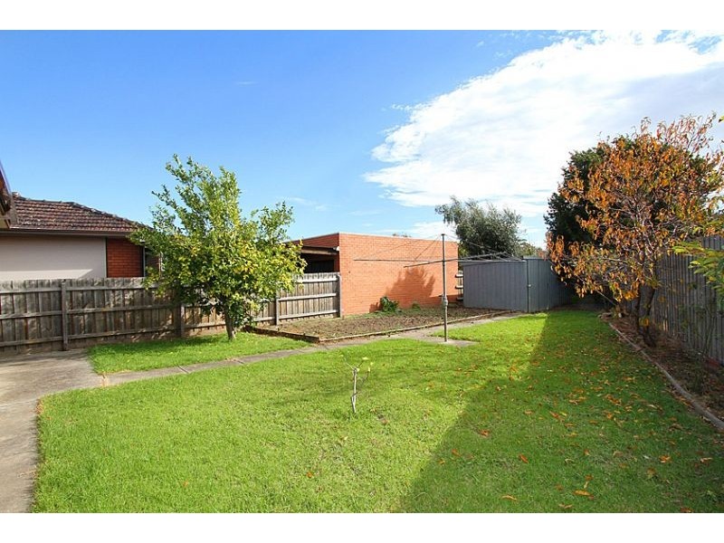 74 Pallant Avenue, Reservoir VIC 3073