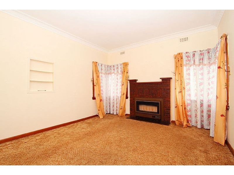 14 Suffolk Street, Reservoir VIC 3073