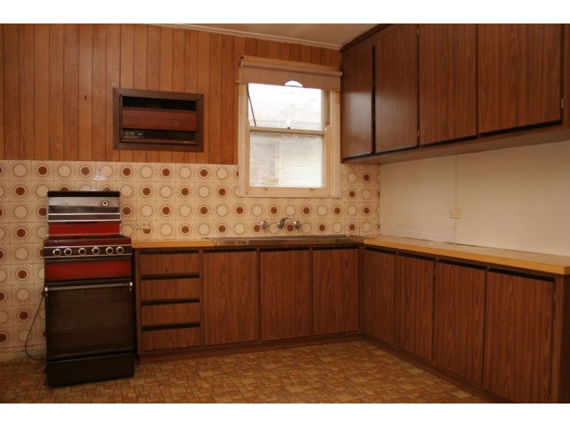 7 Cuthbert Road, Reservoir VIC 3073