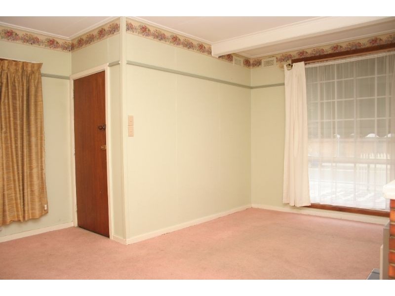 7 Cuthbert Road, Reservoir VIC 3073