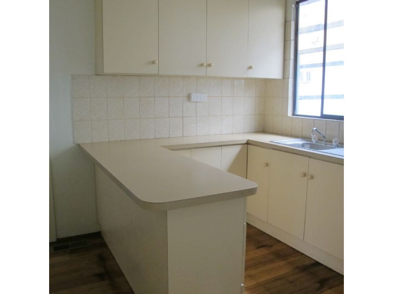 110 Summerhill Road, Reservoir VIC 3073